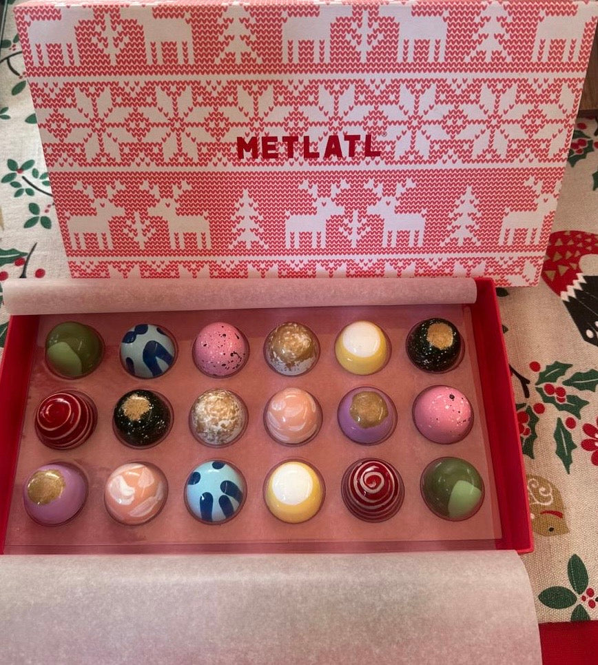 Caja Navideña de 18 Bombones